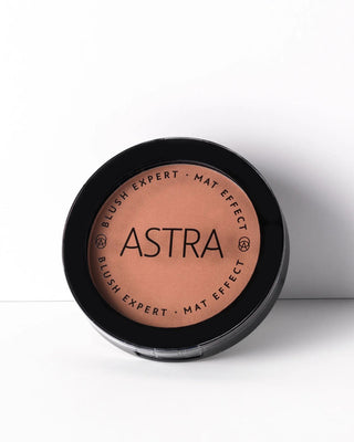 Astra
Blush Expert Matt Effect - 03 Nude Beige