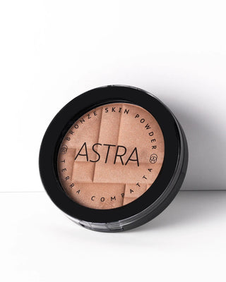 Astra
Bronze Skin Powder - 15 Bronzè