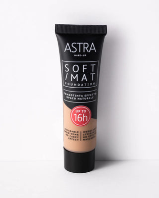 Astra
Soft/Matt Foundation - 06 Hazelnut