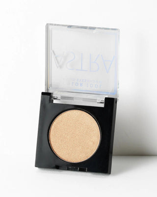 Astra
Color Idol Mono Eyeshadow - 02 24K-Pop