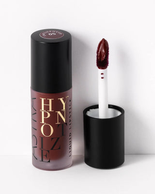 Astra
Hypnotize Liquid Lipstick Matt - 05 Influencer